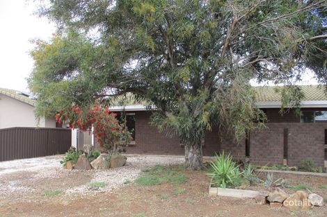15 Edinburgh St, Murray Bridge, SA 5253