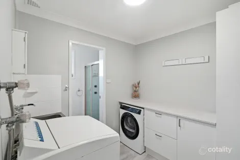 Property photo of 8 Timber Grove Werrington Downs NSW 2747