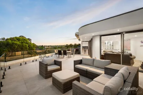 9/245 Kooyong Rd, Toorak, VIC 3142