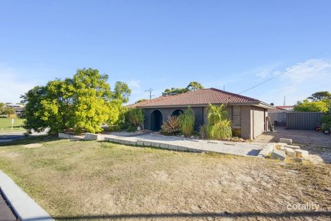 Property photo of 17 Green Road Hillarys WA 6025