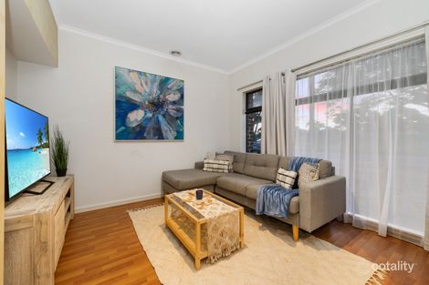 Property photo of 90 Jindabyne Avenue Taylors Hill VIC 3037