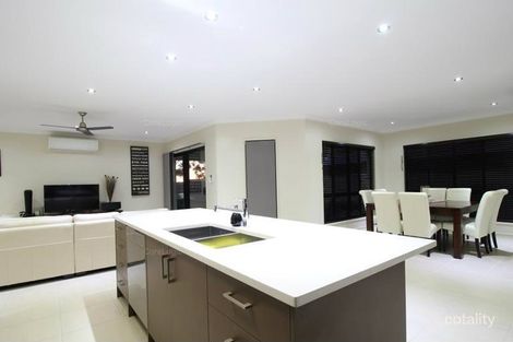 Property photo of 44 Wright Street Emerald QLD 4720