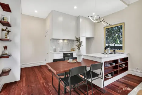 Property photo of 2/49 Newington Road Marrickville NSW 2204