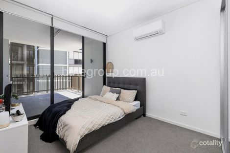 Property photo of 9136/19 Amalfi Drive Wentworth Point NSW 2127