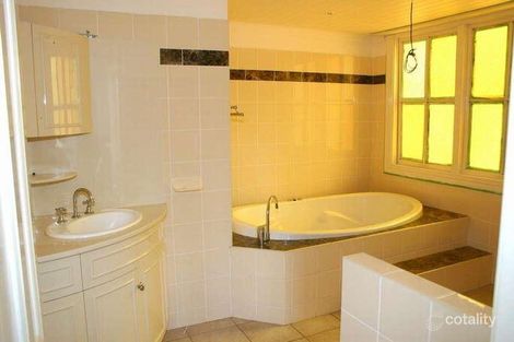 Property photo of 17 Spurs Place Sumner QLD 4074