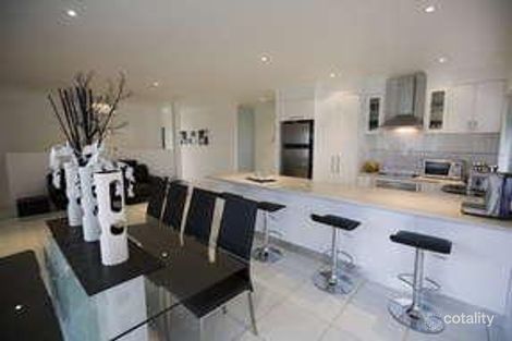 38 Hilltop Ave, Southside, QLD 4570