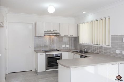 Property photo of 44 Duffield Road Kallangur QLD 4503