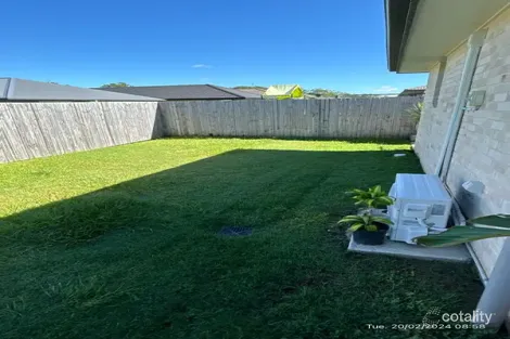 Property photo of 2 Norfolk Street Pimpama QLD 4209