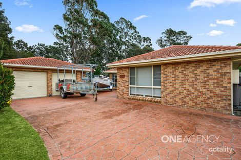 Property photo of 11 Barcoo Circuit Albion Park NSW 2527