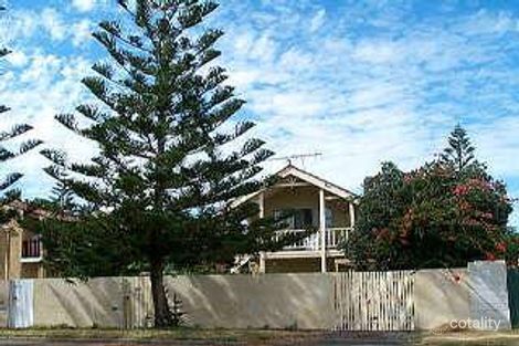 1/3 Deane St, Cottesloe, WA 6011