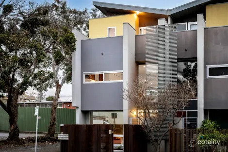 1/26 REDFERN RD, HAWTHORN EAST, VIC 3123