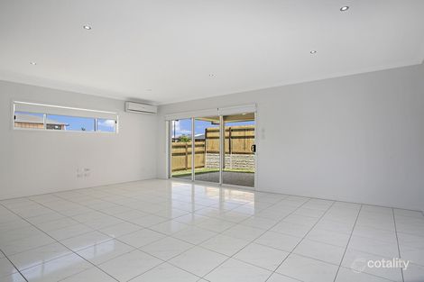 Property photo of 30 Waterline Boulevard Thornlands QLD 4164