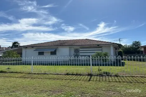 11 Sussex St, West Tamworth, NSW 2340