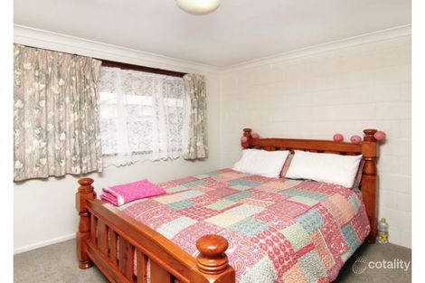 Property photo of 2/10 Dawson Avenue Armidale NSW 2350