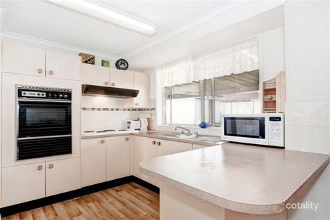 Property photo of 61 Campbell Parade Mannering Park NSW 2259