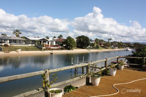 10 Coobowie St, Broadbeach Waters, QLD 4218