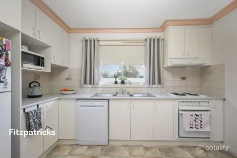 Property photo of 2/116 Dalman Parkway Glenfield Park NSW 2650