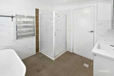 Property photo of 20 Chantilly Street Narrandera NSW 2700