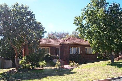 18 Weston Dr, Swan View, WA 6056