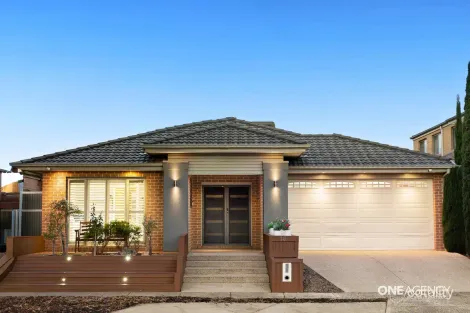 18 Coolum St, Point Cook, VIC 3030