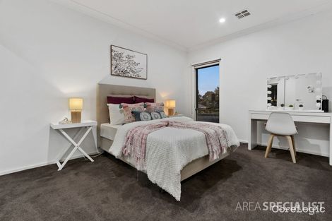 Property photo of 40 Sabel Drive Cranbourne North VIC 3977