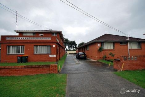 17 Osborne Pde, Warilla, NSW 2528