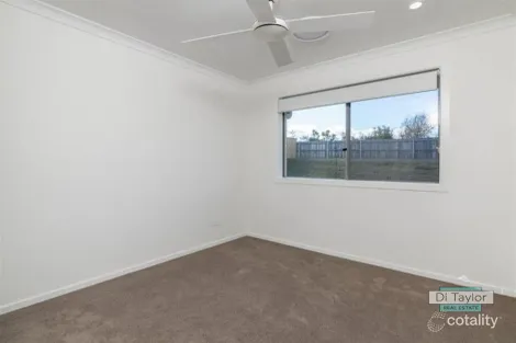 Property photo of 102 Edinburgh Crescent Gleneagle QLD 4285