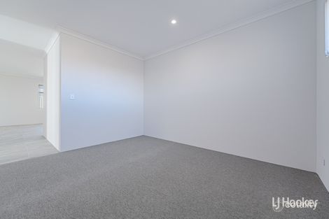 Property photo of 35 Anaconda Loop Dawesville WA 6211