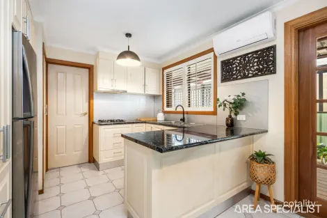 Property photo of 32 Paley Drive Corio VIC 3214