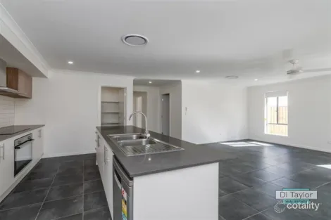 Property photo of 102 Edinburgh Crescent Gleneagle QLD 4285