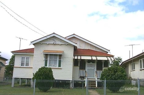 9 Clifton St, Booval, QLD 4304