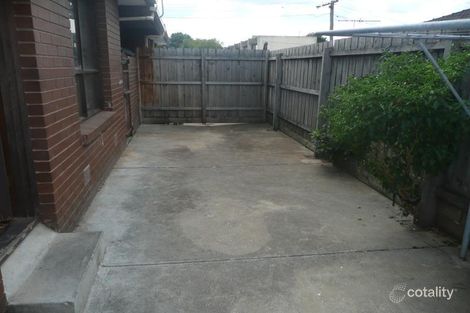 Property photo of 2/9 Beasley Avenue Werribee VIC 3030
