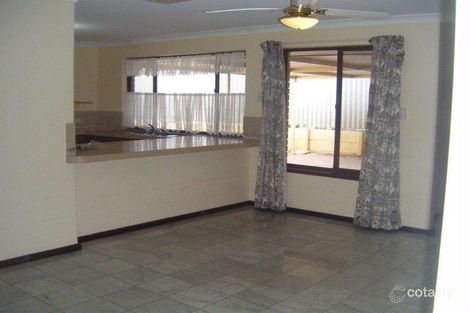 Property photo of 21 Mudlark Way Yangebup WA 6164