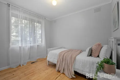 Property photo of 39 Bellbird Crescent Emerald VIC 3782