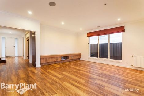 Property photo of 22 Fairbridge Road Point Cook VIC 3030