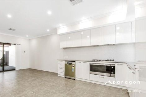 Property photo of 2/18 Jakobsons Way Morley WA 6062