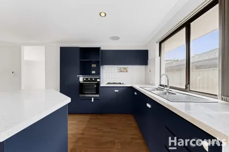 Property photo of 3 Grangemouth Turn Kinross WA 6028