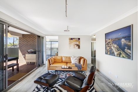 Property photo of 18 Barn Owl Avenue Wadalba NSW 2259