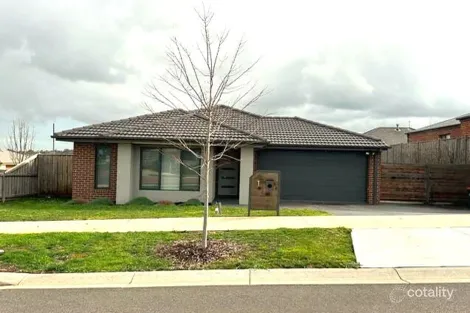 1 JARRAH CRES, WARRAGUL, VIC 3820