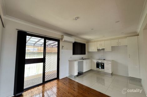 Property photo of 8 Thackeray Close Wetherill Park NSW 2164