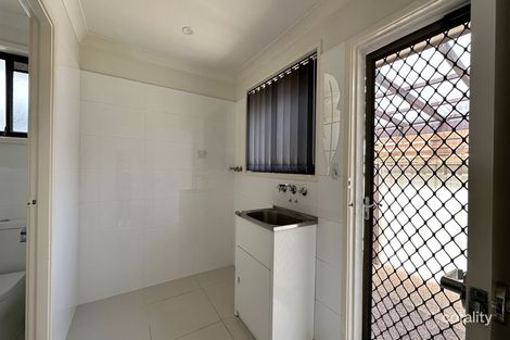 Property photo of 8 Thackeray Close Wetherill Park NSW 2164
