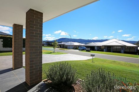 Property photo of 31 Banool Circuit Bomaderry NSW 2541