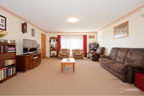 Property photo of 17 Rosewood Crescent Taree NSW 2430
