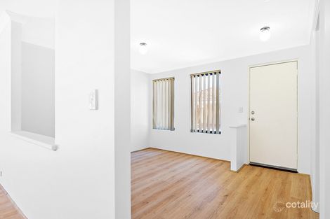 Property photo of 5/59 Third Avenue Kelmscott WA 6111