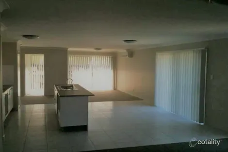 Property photo of 98 Huntley Crescent Redbank Plains QLD 4301