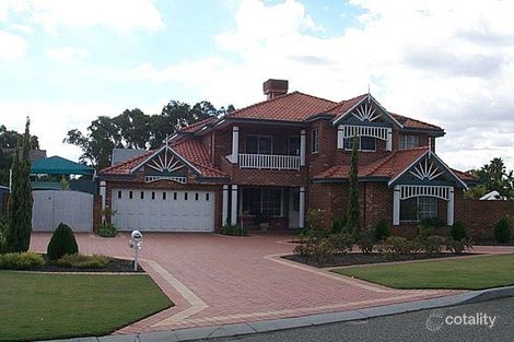 8 Moness St, Shelley, WA 6148