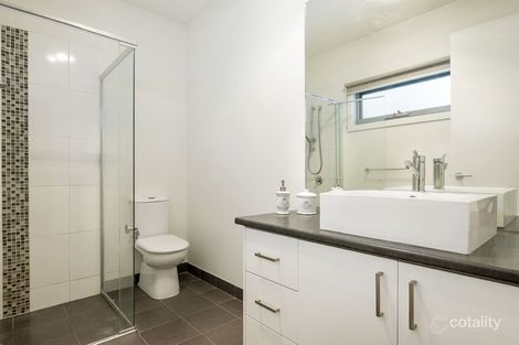 Property photo of 4/26 Lower Plenty Road Rosanna VIC 3084
