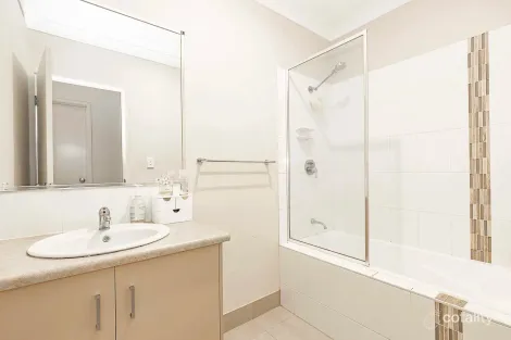 Property photo of 2 Blaxland Crescent Vincent QLD 4814