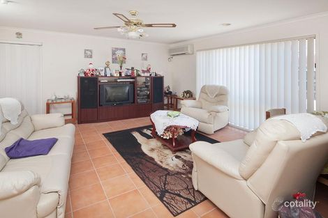 Property photo of 24 Elanora Way Hampton Park VIC 3976