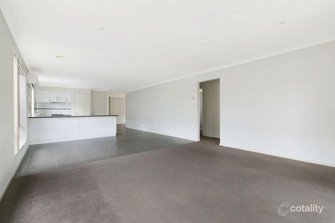 Property photo of 24 Islington Avenue Cranbourne North VIC 3977